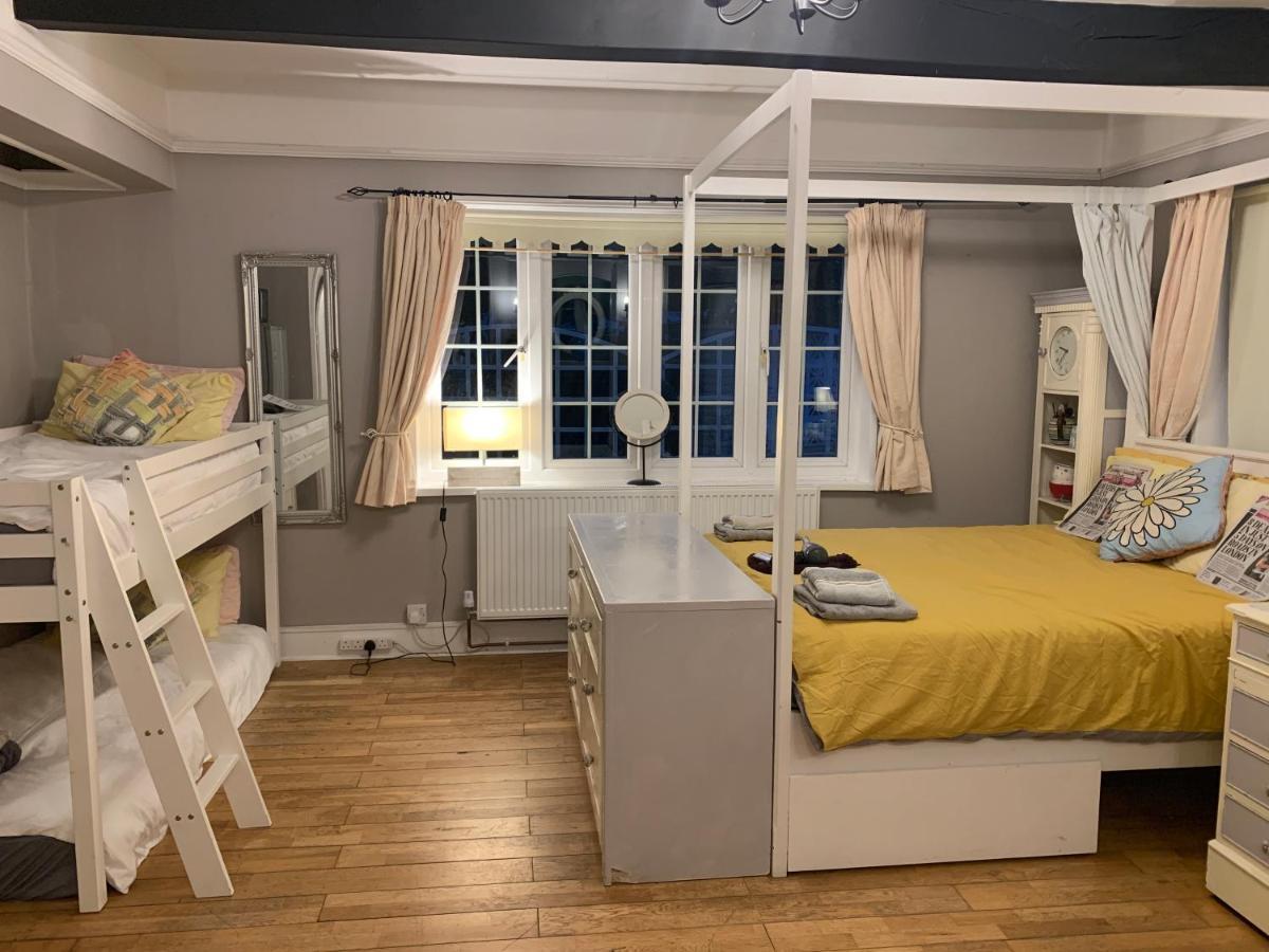 Hazelwick Guest House Hookwood Luaran gambar