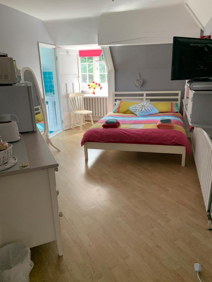 Hazelwick Guest House Hookwood Luaran gambar