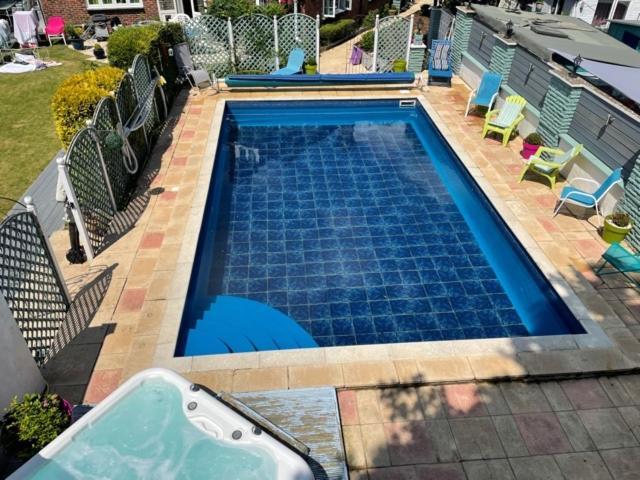 Hazelwick Guest House Hookwood Luaran gambar