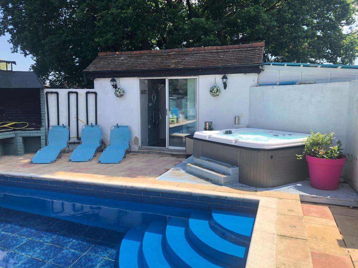 Hazelwick Guest House Hookwood Luaran gambar