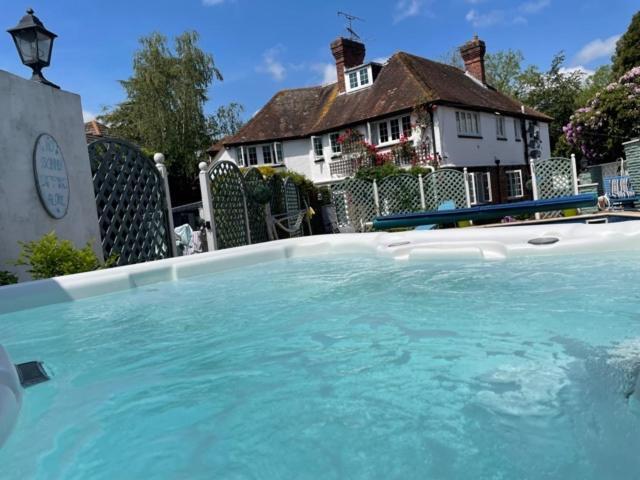 Hazelwick Guest House Hookwood Luaran gambar