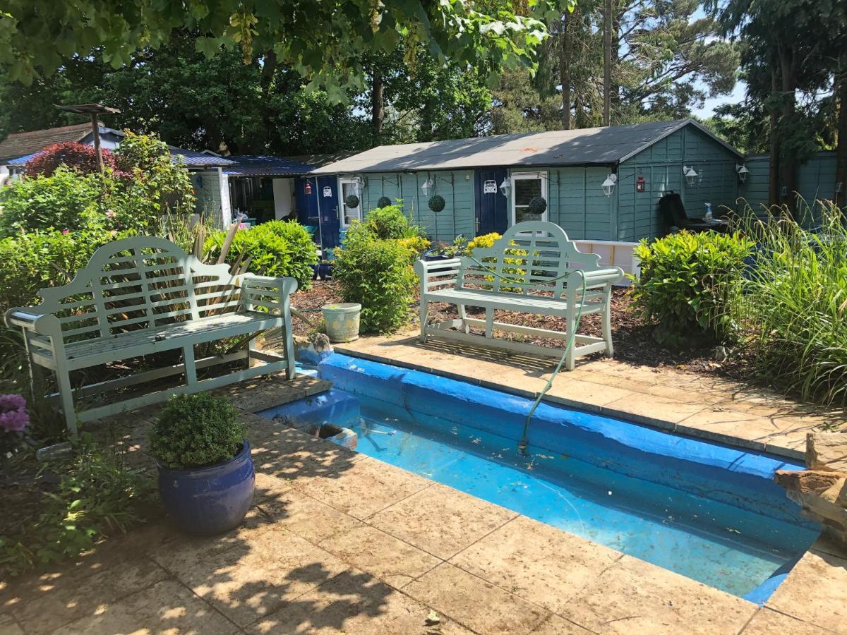 Hazelwick Guest House Hookwood Luaran gambar